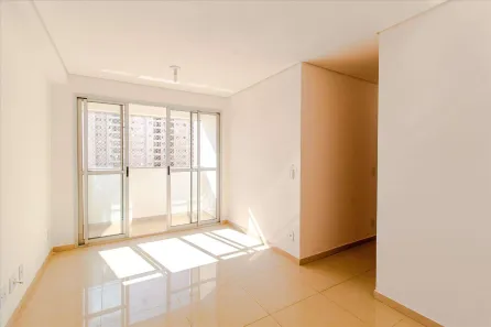 Apartamento com 2 Quartos para alugar, 65m² no Guará II, Brasília