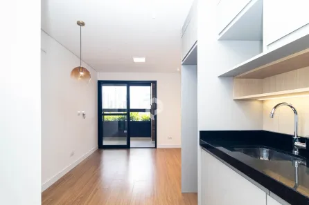 Apartamento com 1 Quarto para alugar, 43m² no Centro, Curitiba