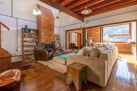 Fazenda/Sítio com 6 Quartos à venda, 355m² no Área Rural de São Francisco Xavier, São José dos Campos
