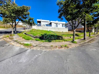 Lote/Terreno à venda, 379m² no Parque San Carlo, Poços de Caldas