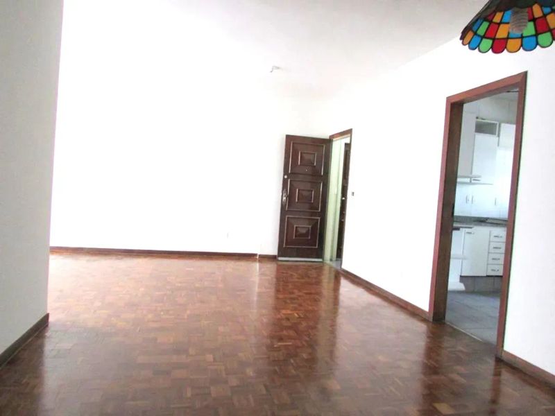 Apartamento com 4 quartos — Sion, Belo Horizonte