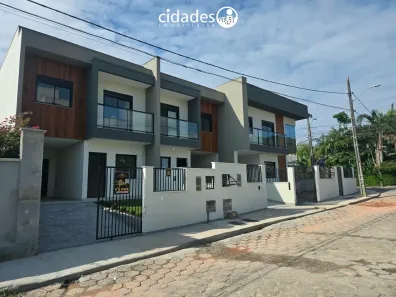 Sobrado com 3 Quartos à venda, 135m² no Areias, São José