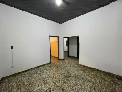 Casa com 2 Quartos para alugar, 118m² no Centro, Americana
