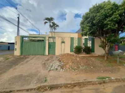 Casa com 3 Quartos à venda, 172m² no Vila Cidade Morena, Campo Grande