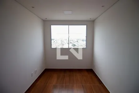 Apartamento com 2 Quartos à venda, 44m² no Guaianazes, São Paulo