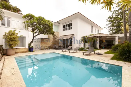 Casa com 3 Quartos à venda, 560m² no Jardim Leonor, São Paulo