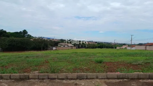 Lote/Terreno à venda, 223m² no Parque Gramado II, Araraquara