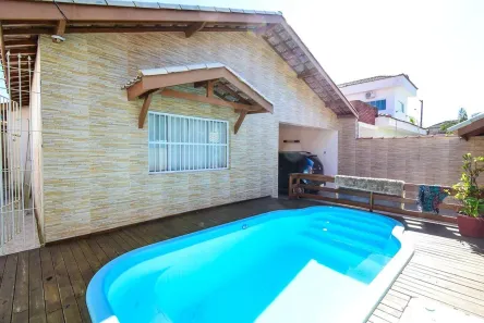Casa com 3 Quartos à venda, 130m² no Vila Peruibe, Peruíbe