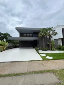Casa de Condomínio com 4 Quartos à venda, 320m² no Gurupi, Teresina