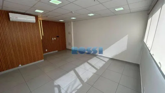 Sala Comercial para venda ou aluguel, 30m² no Vila Prudente, São Paulo