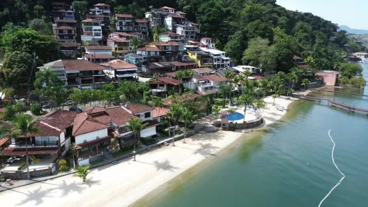 Casa com 3 Quartos à venda, 120m² no Itanema (Cunhambebe), Angra dos Reis