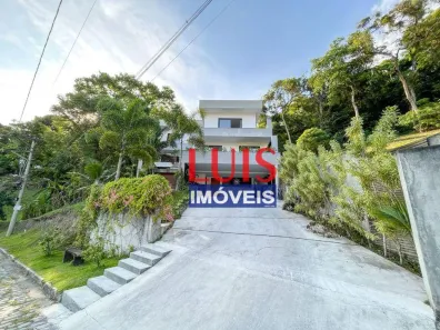 Casa de Condomínio com 4 Quartos à venda, 350m² no Jacaré, Niterói