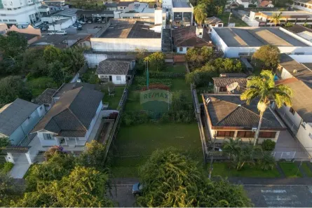 Lote/Terreno à venda, 600m² no Santa Bárbara, Criciúma