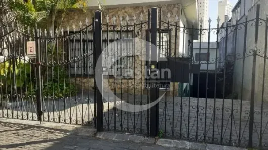 Casa com 4 Quartos à venda, 240m² no Vila Bertioga, São Paulo
