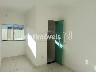 Casa com 2 Quartos para alugar, 90m² no Imbiruçu, Betim