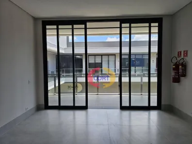 Sala Comercial para alugar, 61m² no Arujá Country Club, Arujá
