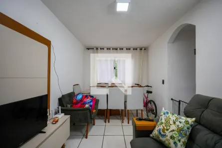 Apartamento com 2 Quartos à venda, 47m² no Parque Pinheiros, Taboão da Serra