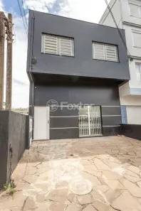 Galpão/Depósito/Armazém à venda, 300m² no Navegantes, Porto Alegre