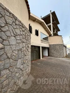 Casa com 4 Quartos para alugar, 296m² no Tabajaras, Uberlândia