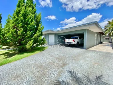 Casa com 3 Quartos à venda, 561m² no Uvaranas, Ponta Grossa