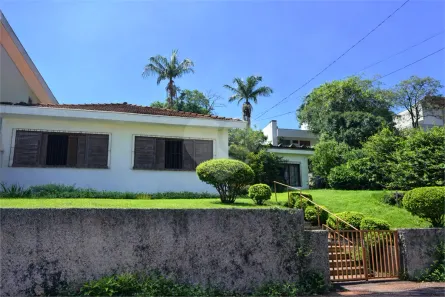 Casa com 3 Quartos para venda ou aluguel, 300m² no Vila Albertina, São Paulo