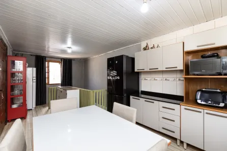 Casa com 4 Quartos à venda, 150m² no Vila Gilcy, Campo Largo