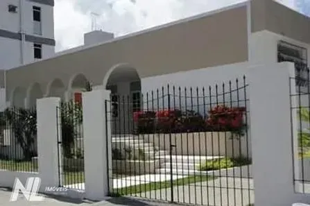 Casa com 9 Quartos para alugar, 950m² no Lagoa Nova, Natal