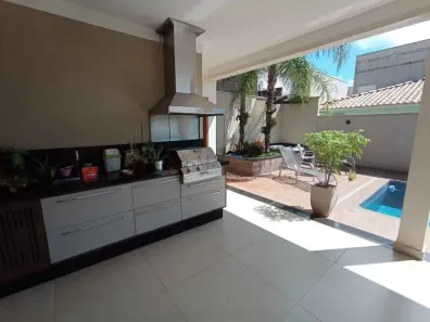 Casa de Condomínio com 4 Quartos para venda ou aluguel, 280m² no Vila Aviação, Bauru