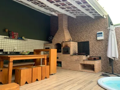Casa de Condomínio com 5 Quartos à venda, 220m² no Jardim Colonial, Jundiaí