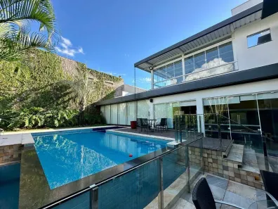 Sobrado com 4 Quartos à venda, 525m² no Parque Residencial Alcântara, Londrina