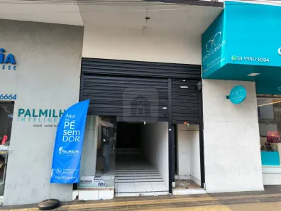 Ponto Comercial para alugar, 25m² no Centro, Uberlândia