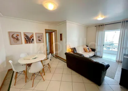 Apartamento com 3 Quartos para alugar, 95m² no Centro, Balneário Camboriú