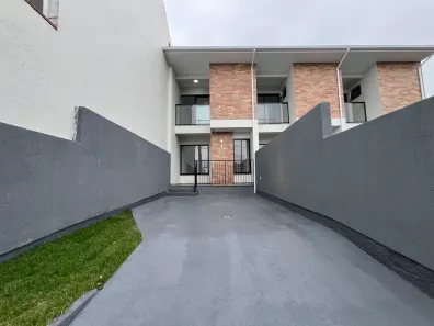 Sobrado com 2 Quartos à venda, 70m² no Areias, São José