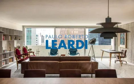 Apartamento com 2 Quartos à venda, 250m² no Cerqueira César, São Paulo