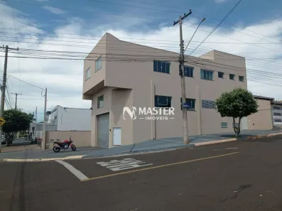 Imóvel Comercial à venda, 285m² no Jardim Nazareth, Marília