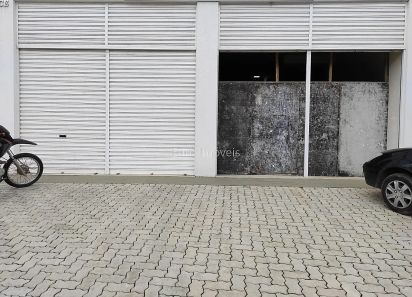 Ponto Comercial à venda, 240m² no Teixeiras, Juiz de Fora