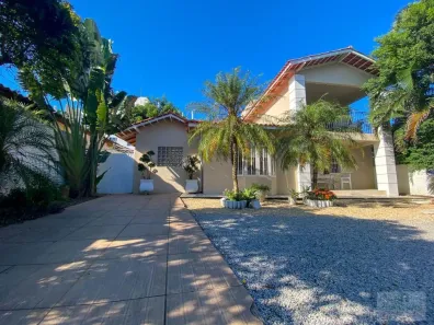 Casa com 4 Quartos para alugar, 120m² no Campeche, Florianópolis