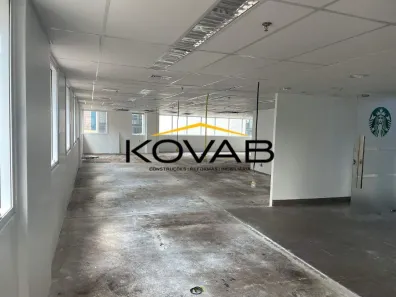 Sala Comercial para alugar, 400m² no Vila Olímpia, São Paulo
