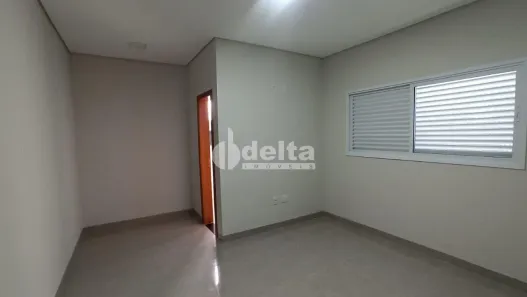 Casa com 2 Quartos à venda, 150m² no Laranjeiras, Uberlândia