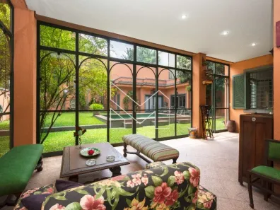 Sobrado com 4 Quartos à venda, 650m² no Jardim Leonor, São Paulo