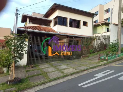 Sobrado com 4 Quartos à venda, 159m² no Jardim Country Club, Poços de Caldas