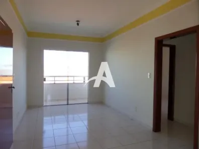 Apartamento com 3 Quartos para alugar, 80m² no Santa Mônica, Uberlândia