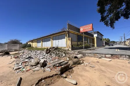 Ponto Comercial para alugar, 303m² no Jardim Atlântico, Florianópolis