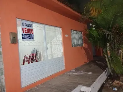 Casa com 3 Quartos à venda, 360m² no Santa Lúcia, Maceió
