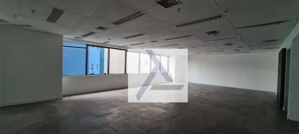 Sala Comercial para alugar, 137m² no Pinheiros, São Paulo