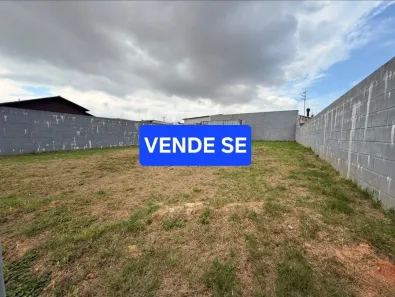 Lote/Terreno à venda, 330m² no Ipiranga, São José