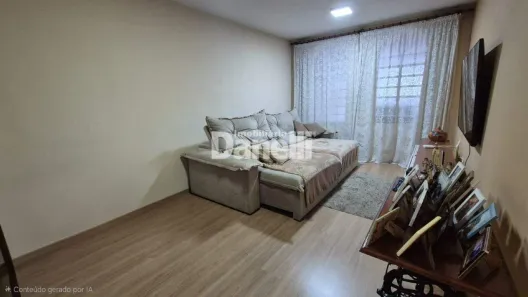Sobrado com 3 Quartos à venda, 122m² no Jardim Maria Augusta, Taubaté