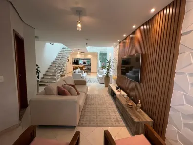 Sobrado com 3 Quartos à venda, 205m² no Vila Floresta, Santo André