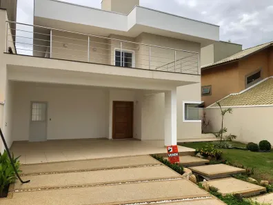 Sobrado com 3 Quartos à venda, 220m² no Jardim Baronesa, Taubaté