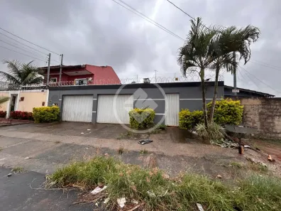 Casa com 3 Quartos à venda, 120m² no Parque Veiga Jardim, Aparecida de Goiânia